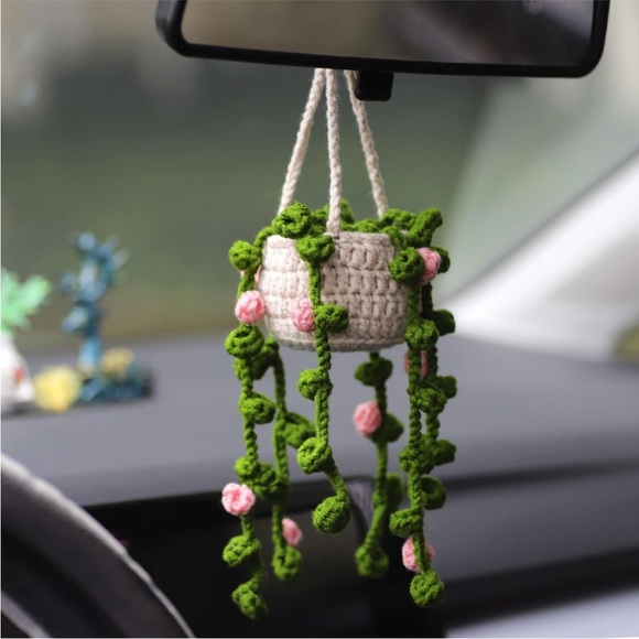 Urban Outfitters Accessories - Handmade Woven Flower Vine Plant Pot Yarn Knit Car Mirror/Wall Hanging Accessory